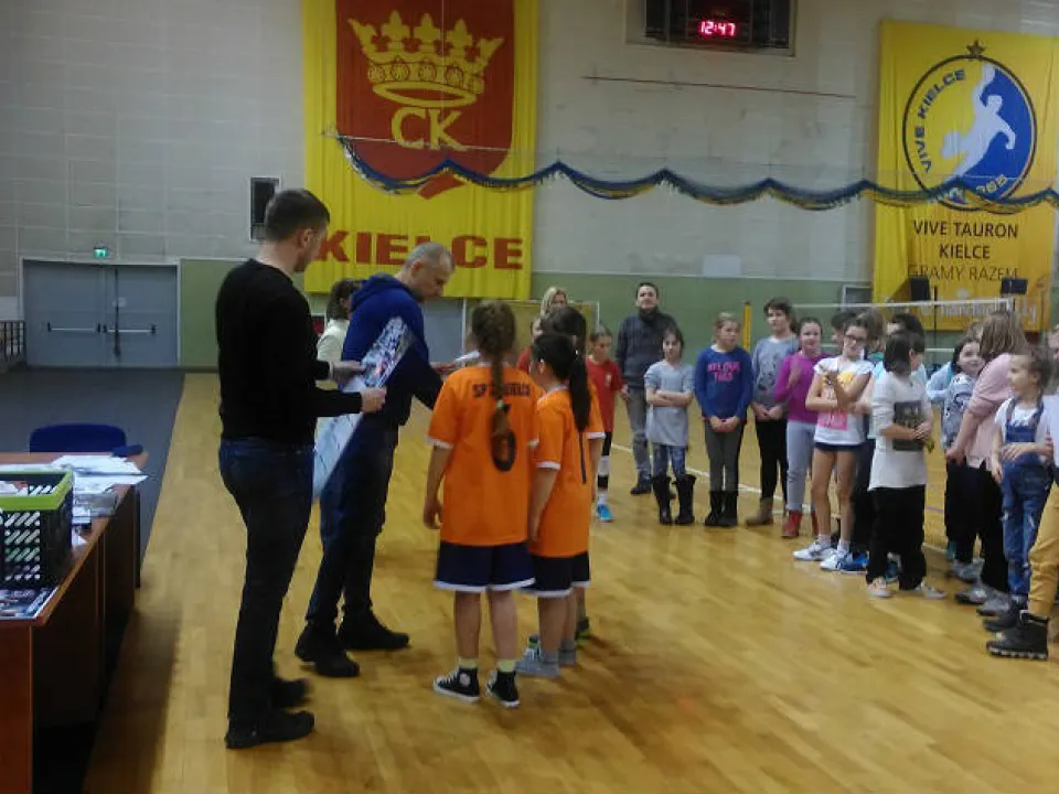 Turniej Minisiatkówki — zdjęcie 7