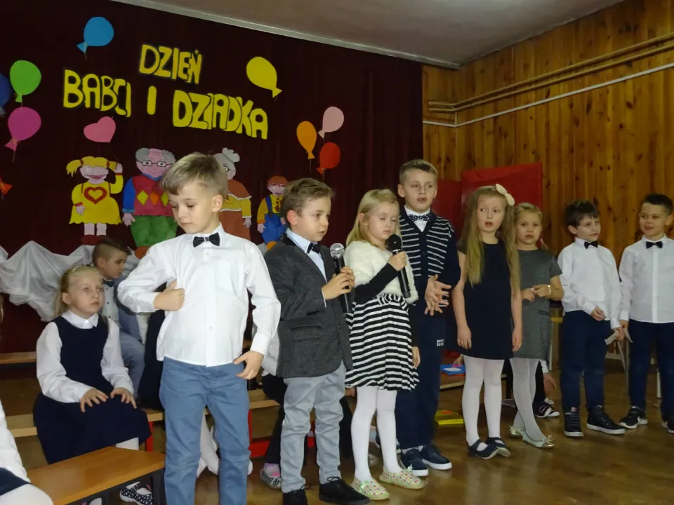 Dzień Babci i Dziadka w 0a — zdjęcie 11