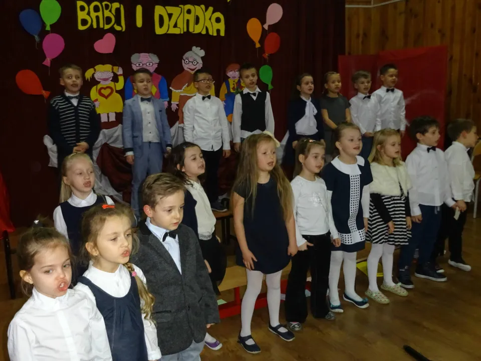 Dzień Babci i Dziadka w 0a — zdjęcie 12