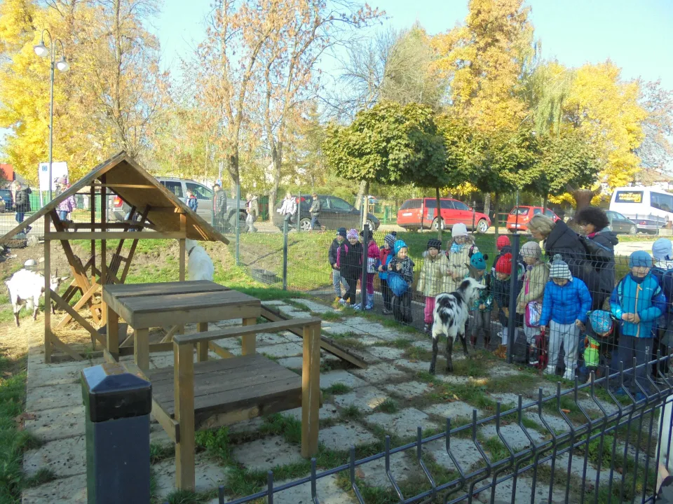 Klasa IIa na wycieczce w Pacanowie — zdjęcie 2