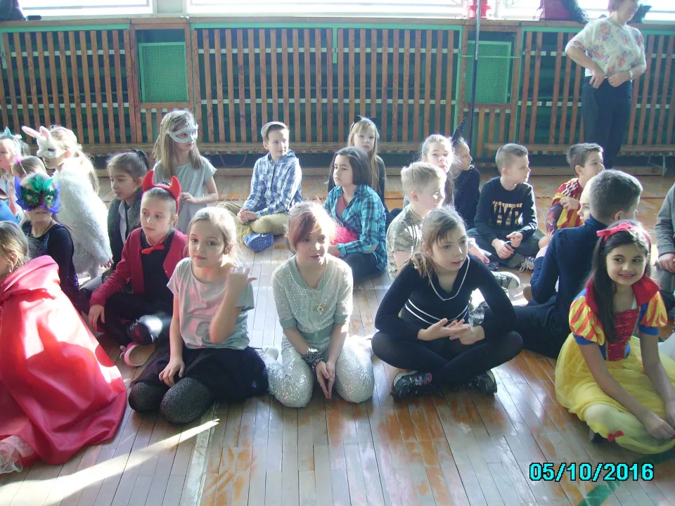 Zabawa karnawałowa w klasie III C — zdjęcie 8