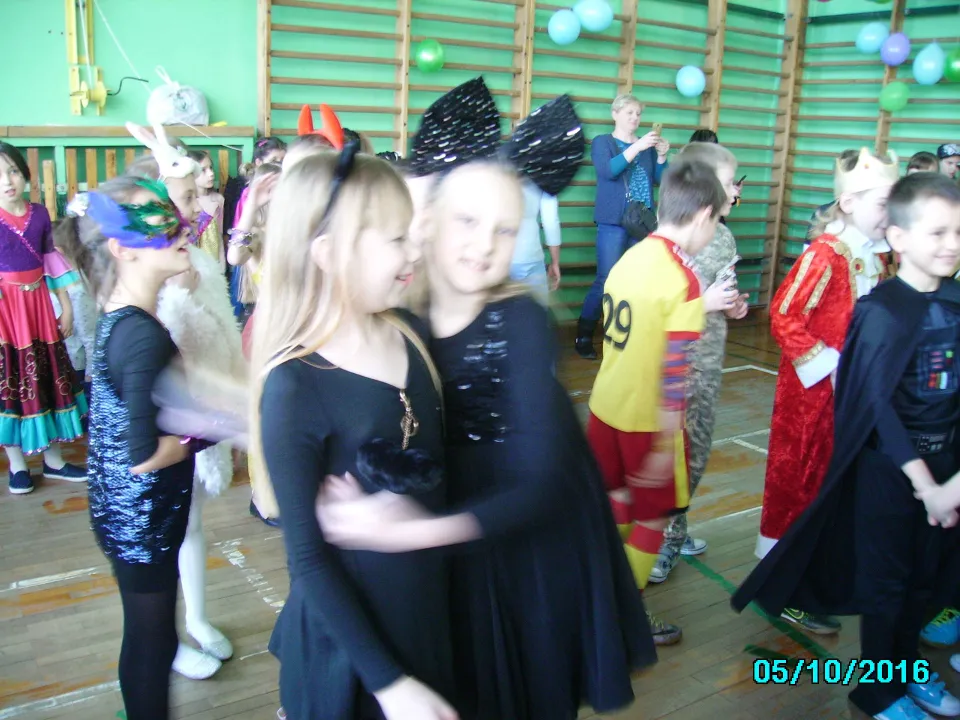 Zabawa karnawałowa w klasie III C — zdjęcie 10