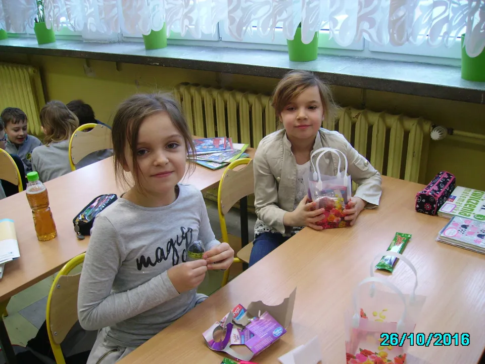 Dzień Kobiet w klasie III C. — zdjęcie 4