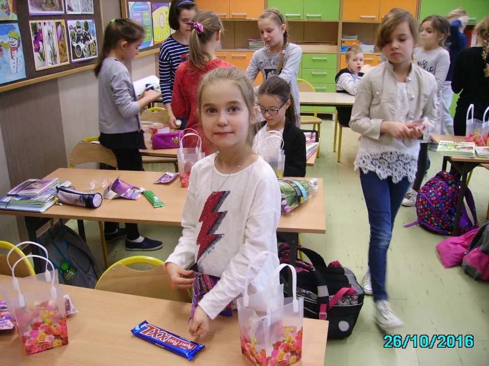 Dzień Kobiet w klasie III C. — zdjęcie 8