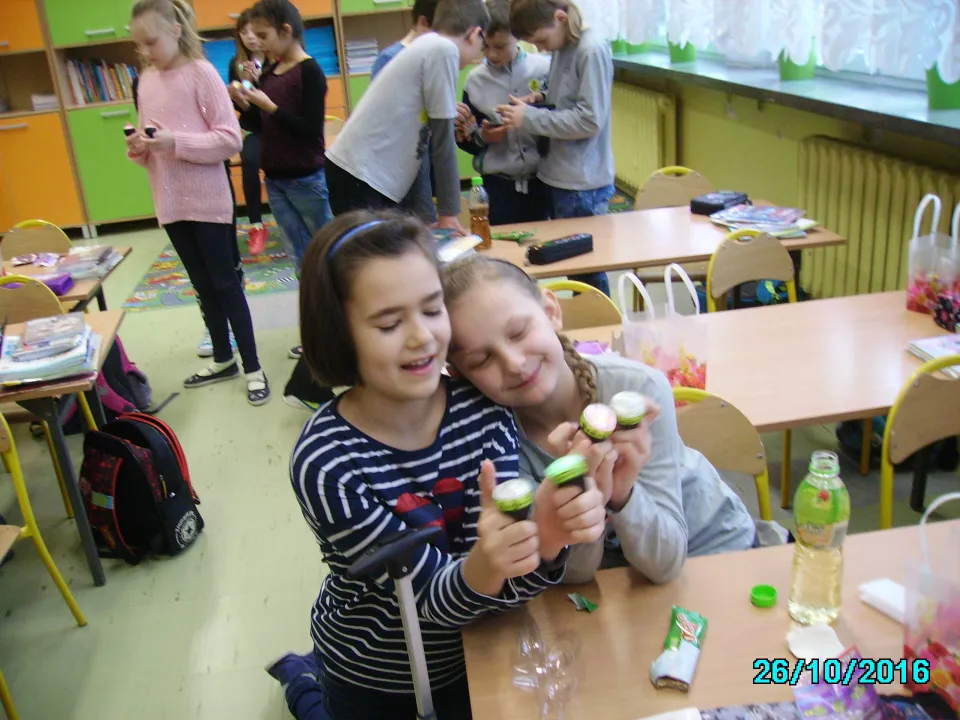 Dzień Kobiet w klasie III C. — zdjęcie 20