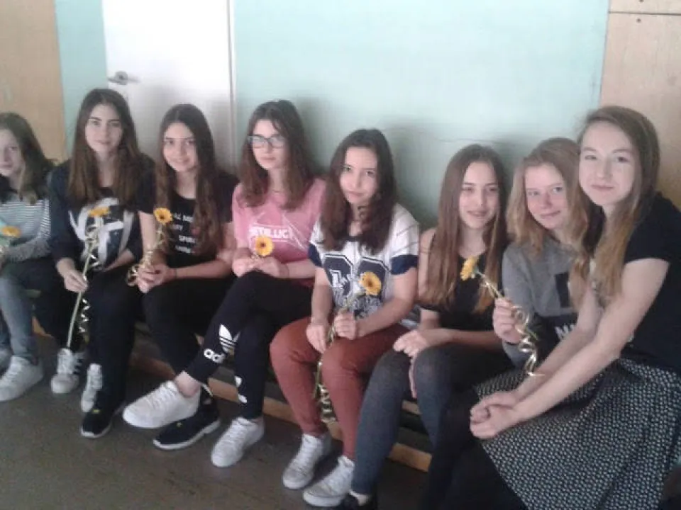 Dzien Kobiet w kl. 2 — zdjęcie 1