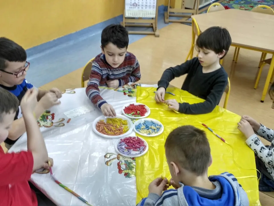 Przygotowania do Dnia Kobiet w 0a — zdjęcie 8