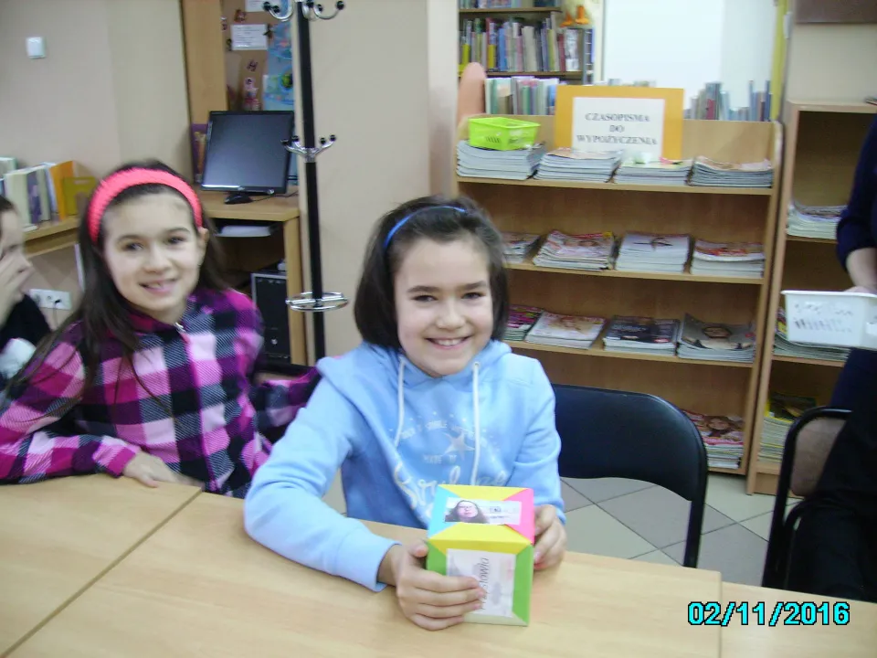 Tydzień Kultury Języka z klasą III C w Miejskiej Bibliotece Publicznej, Filia nr 2 w Kielcach. — zdjęcie 10