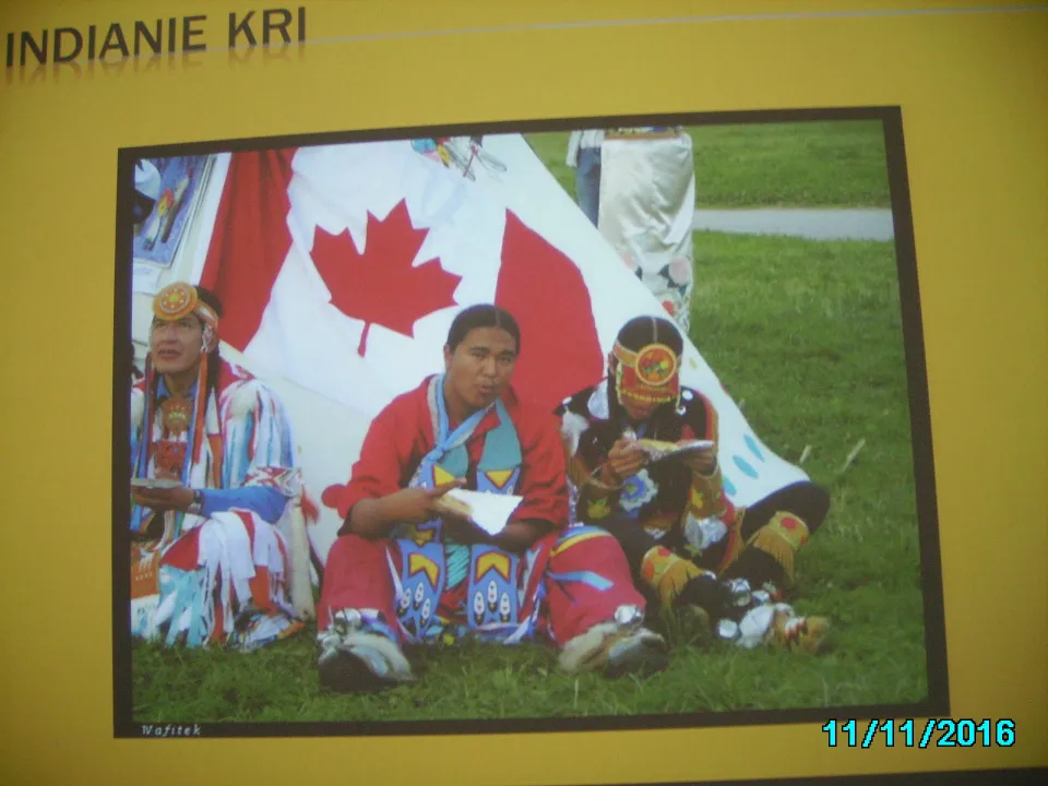 „Podróż do Ameryce Północnej” z klasą III C w Muzeum Dialogu Kultur w Kielcach. — zdjęcie 3