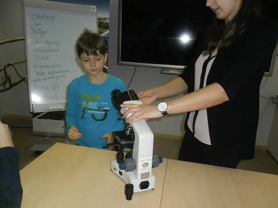 klasa 2 c w ogrodzie botanicznym — zdjęcie 16