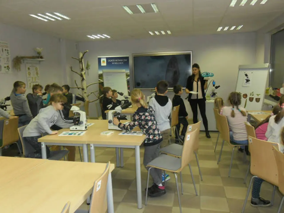 klasa 2 c w ogrodzie botanicznym — zdjęcie 36