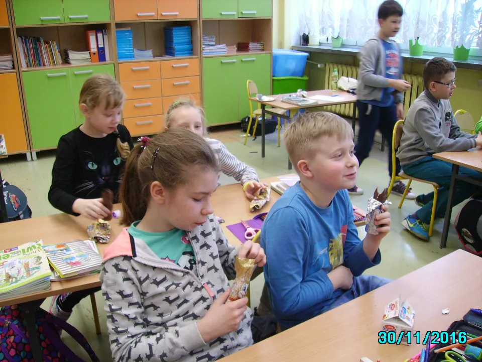 Zajączek wielkanocny w klasie III C. — zdjęcie 11