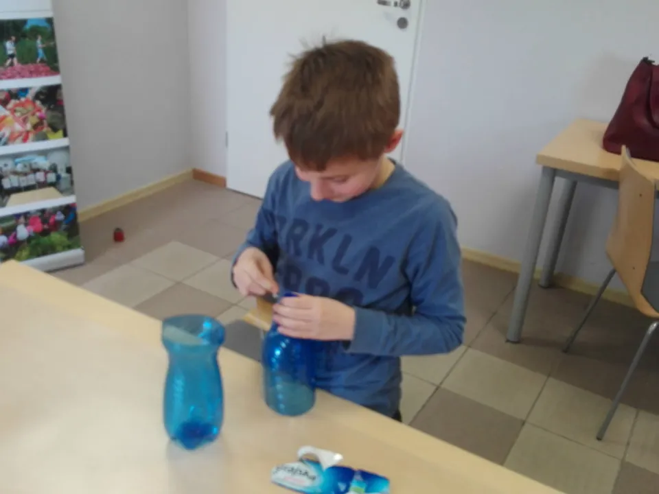 IIID sadzi kwiaty w Ogrodzie Botanicznym — zdjęcie 8