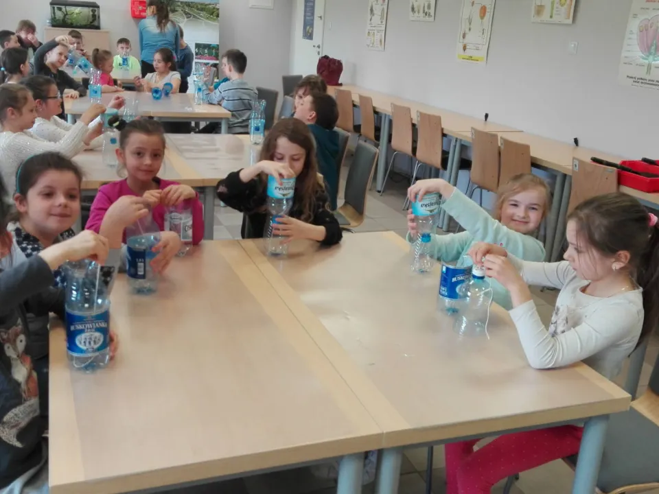 IIID sadzi kwiaty w Ogrodzie Botanicznym — zdjęcie 9