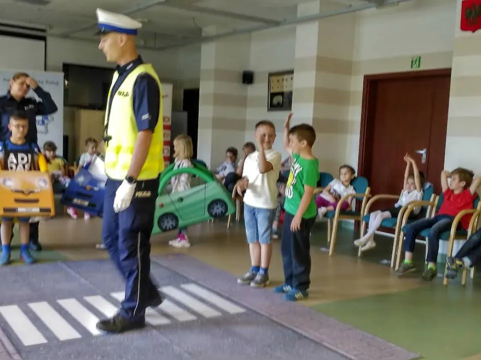 „Na tropie dobrej książki” z klasą 0a. — zdjęcie 9