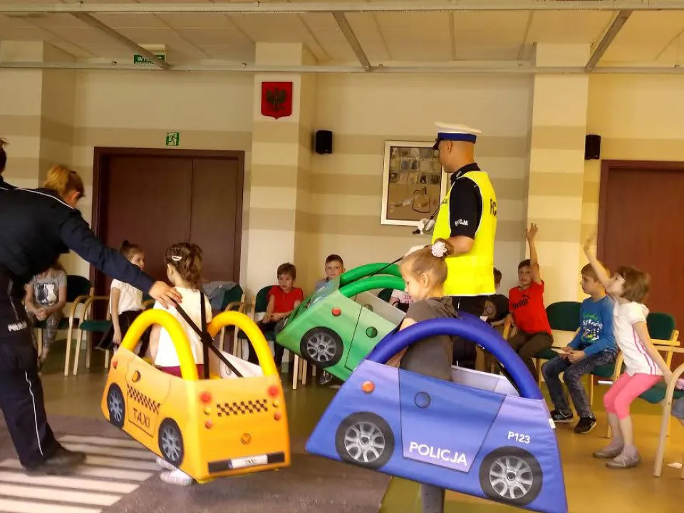 „Na tropie dobrej książki” z klasą 0a. — zdjęcie 12