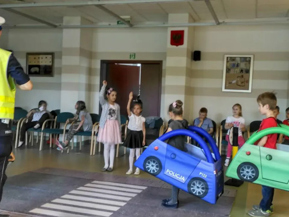 „Na tropie dobrej książki” z klasą 0a. — zdjęcie 14