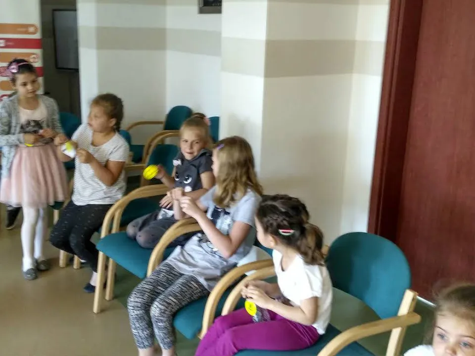 „Na tropie dobrej książki” z klasą 0a. — zdjęcie 16