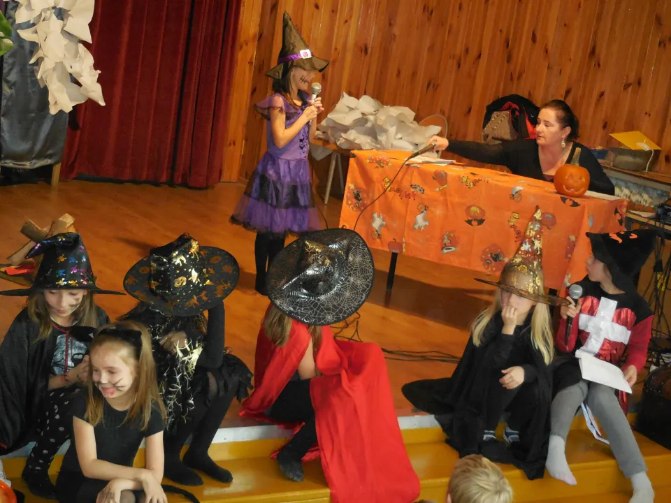 Halloween w klasach O-III — zdjęcie 8