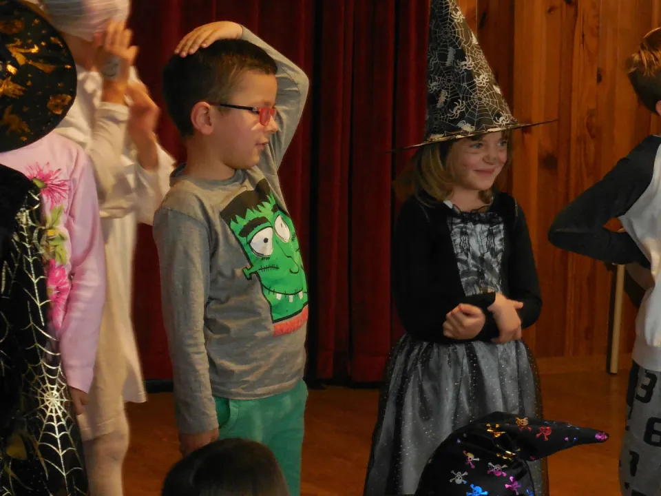 Halloween w klasach O-III — zdjęcie 17
