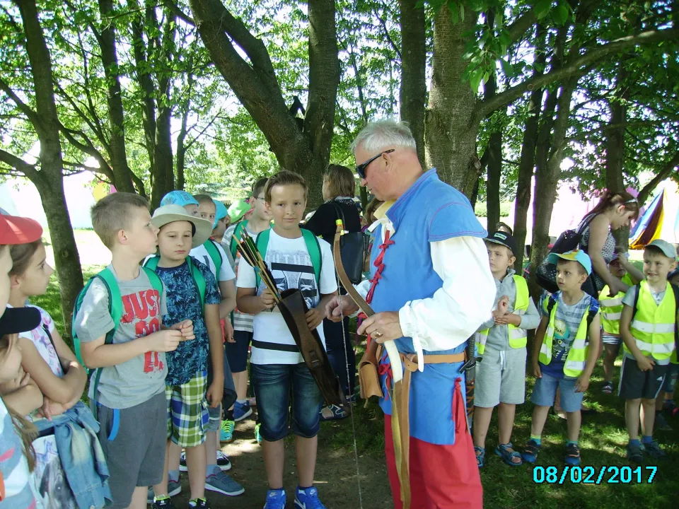 Klasa III C na wycieczce w „Grodzie Pędzików” — zdjęcie 13