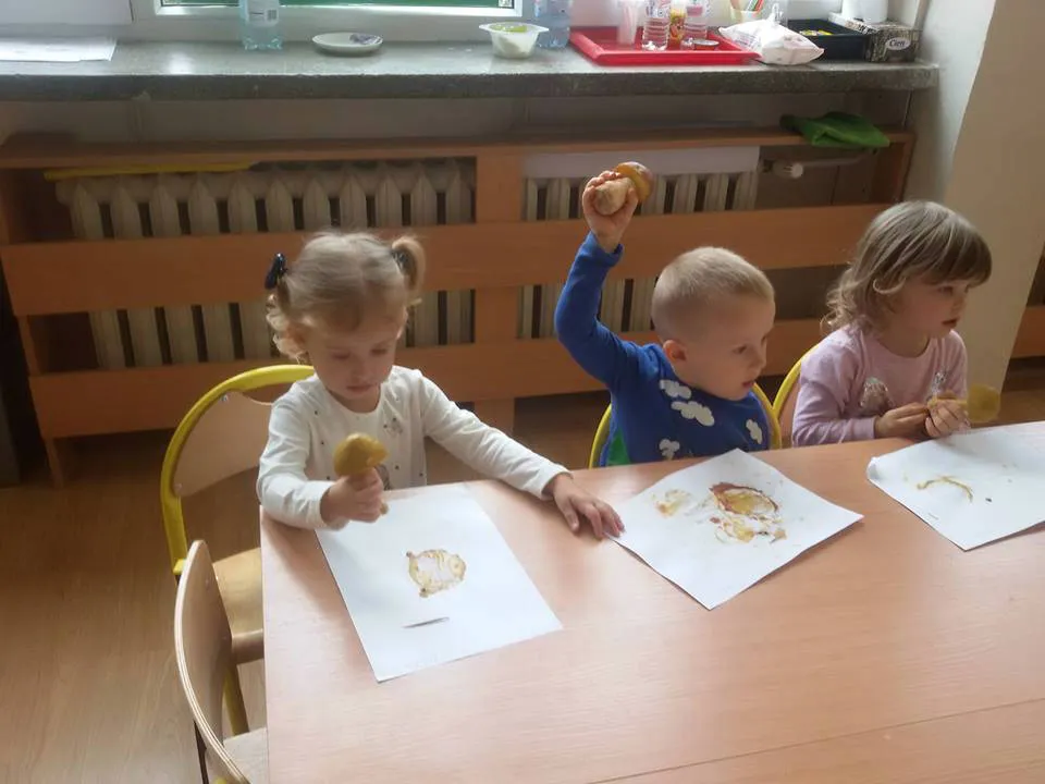 Zajęcia plastyczne - Biedronki — zdjęcie 4