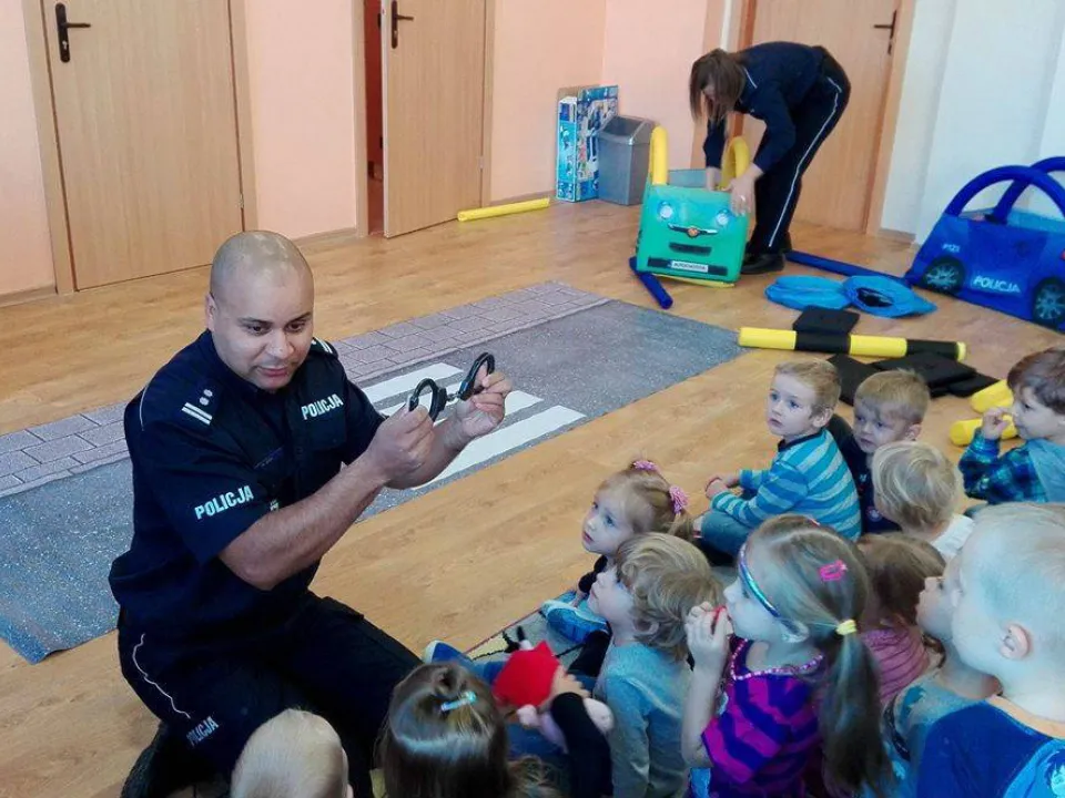 Spotkanie z funkcjonariuszami Policji — zdjęcie 6