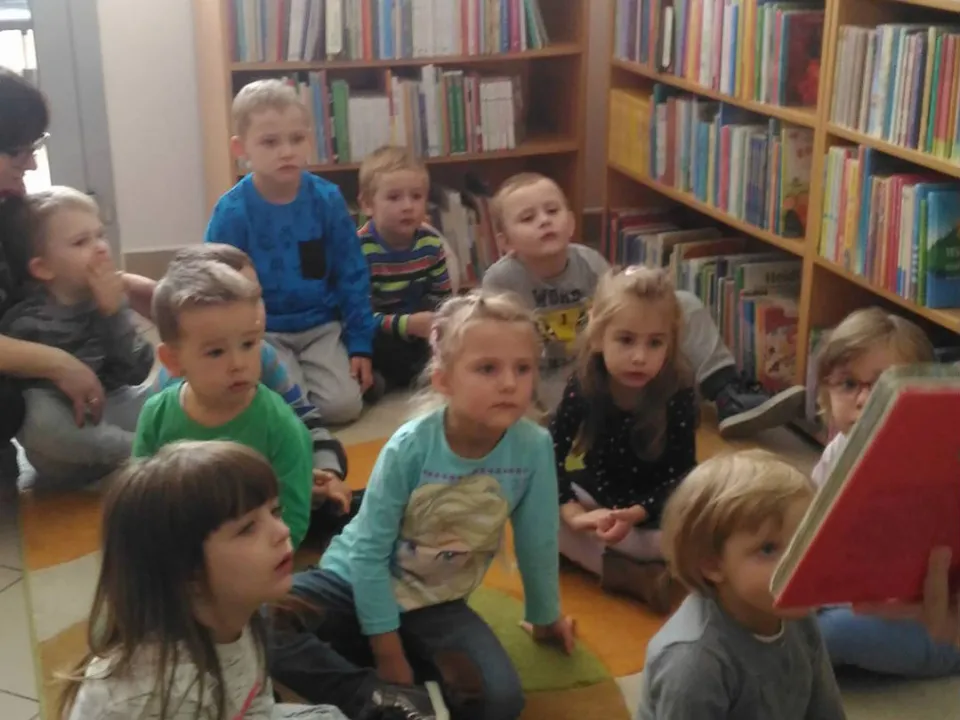 Pszczółki w Bibliotece — zdjęcie 2