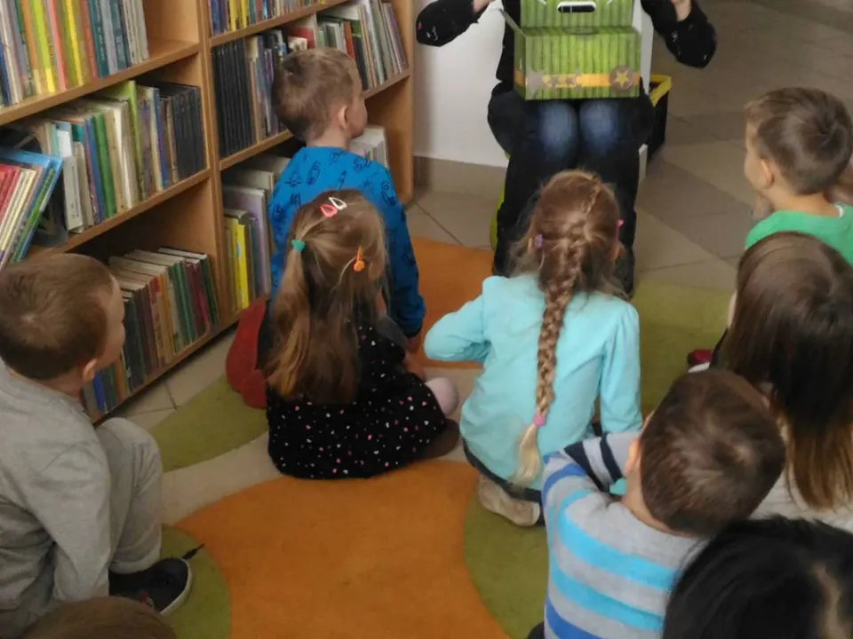 Pszczółki w Bibliotece — zdjęcie 4