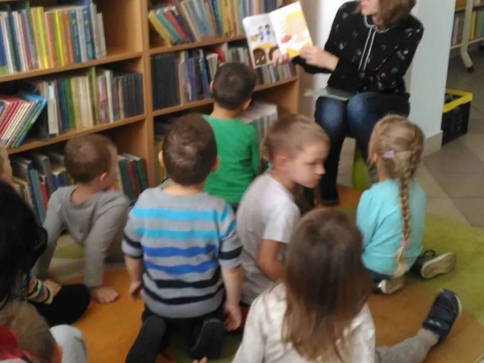 Pszczółki w Bibliotece — zdjęcie 5