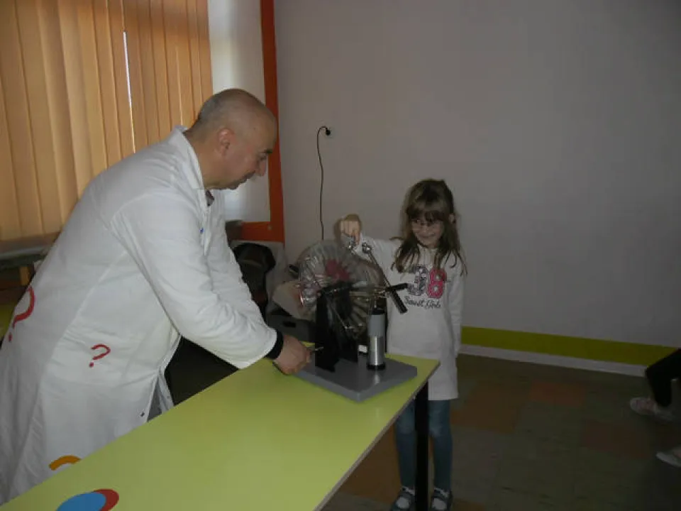 Fizyka dla Smyka klasa 3 — zdjęcie 12