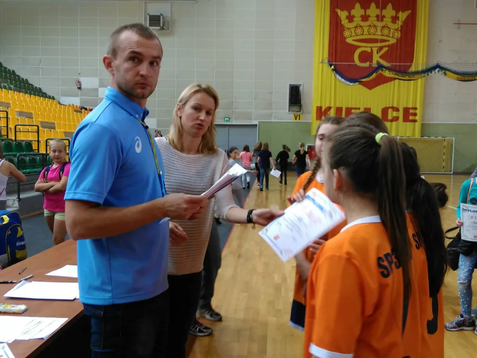 Turniej minisiatkówki dziewcząt — zdjęcie 5