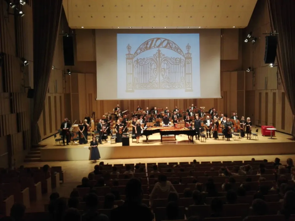 4c w filharmonii — zdjęcie 6