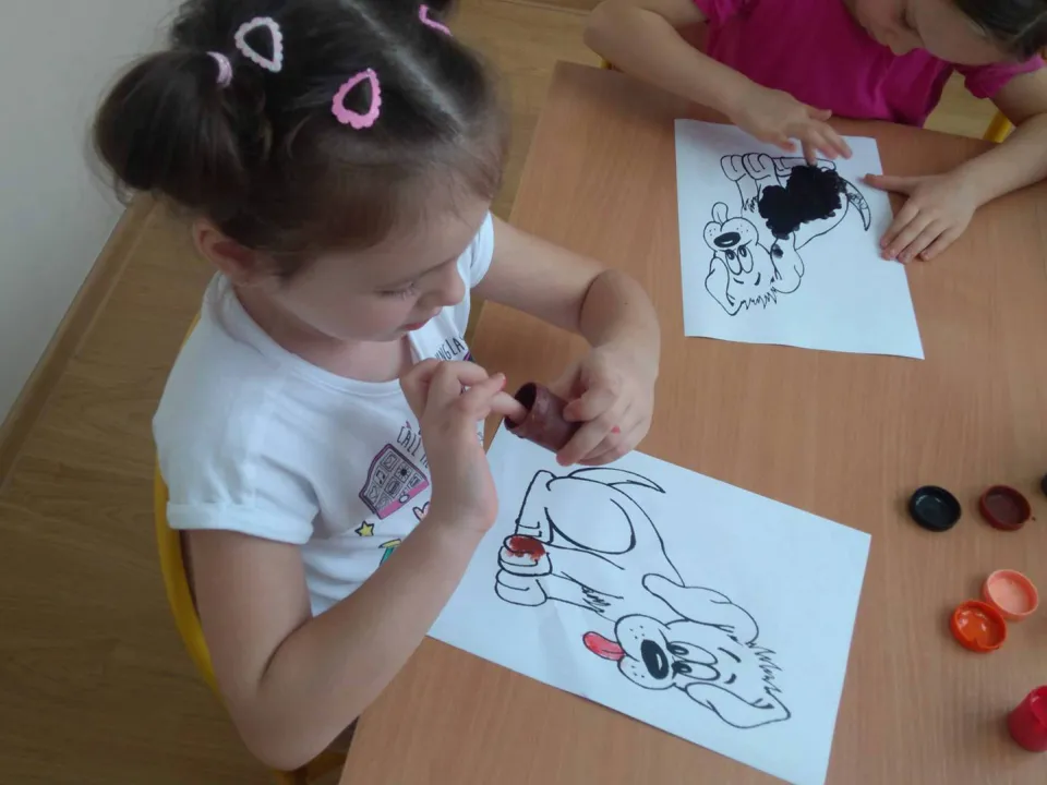 Zajęcia plastyczne - Delfiny — zdjęcie 11