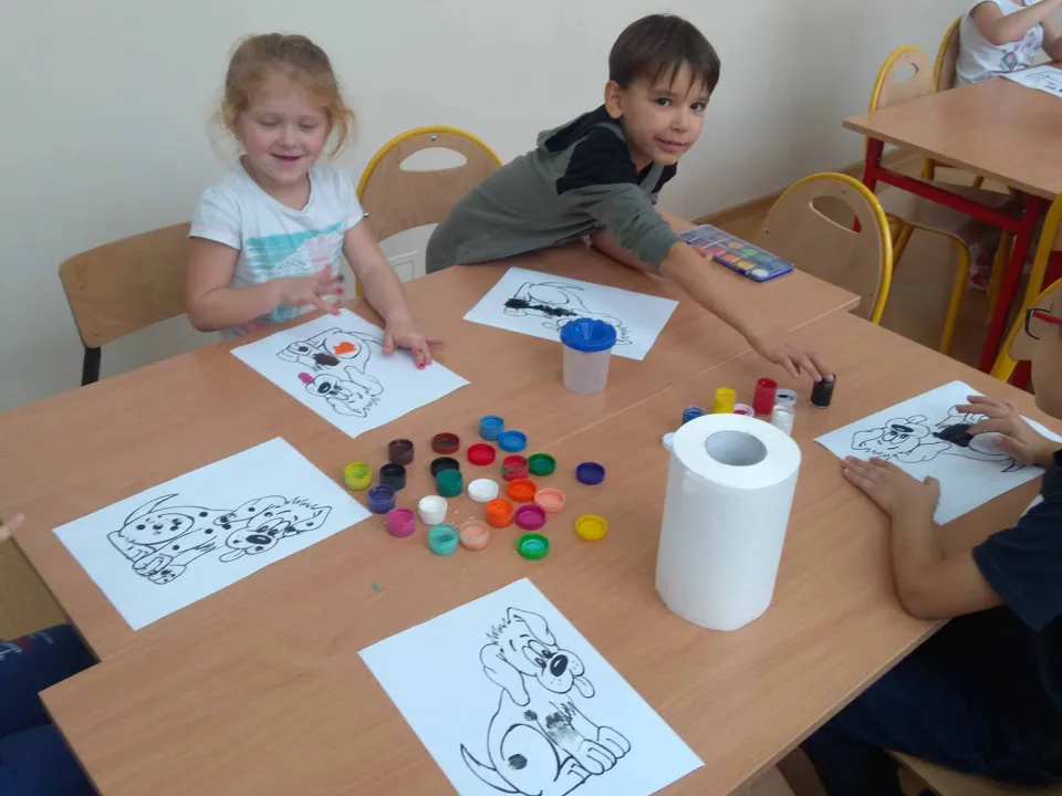 Zajęcia plastyczne - Delfiny — zdjęcie 13