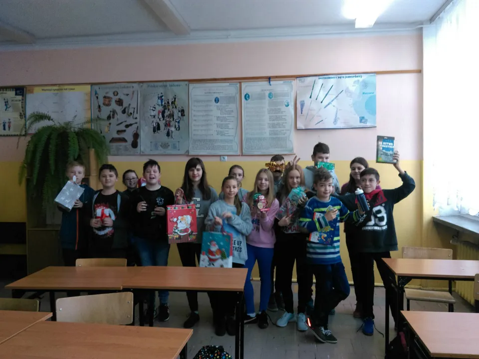 Mikołajki w 5 b — zdjęcie 1