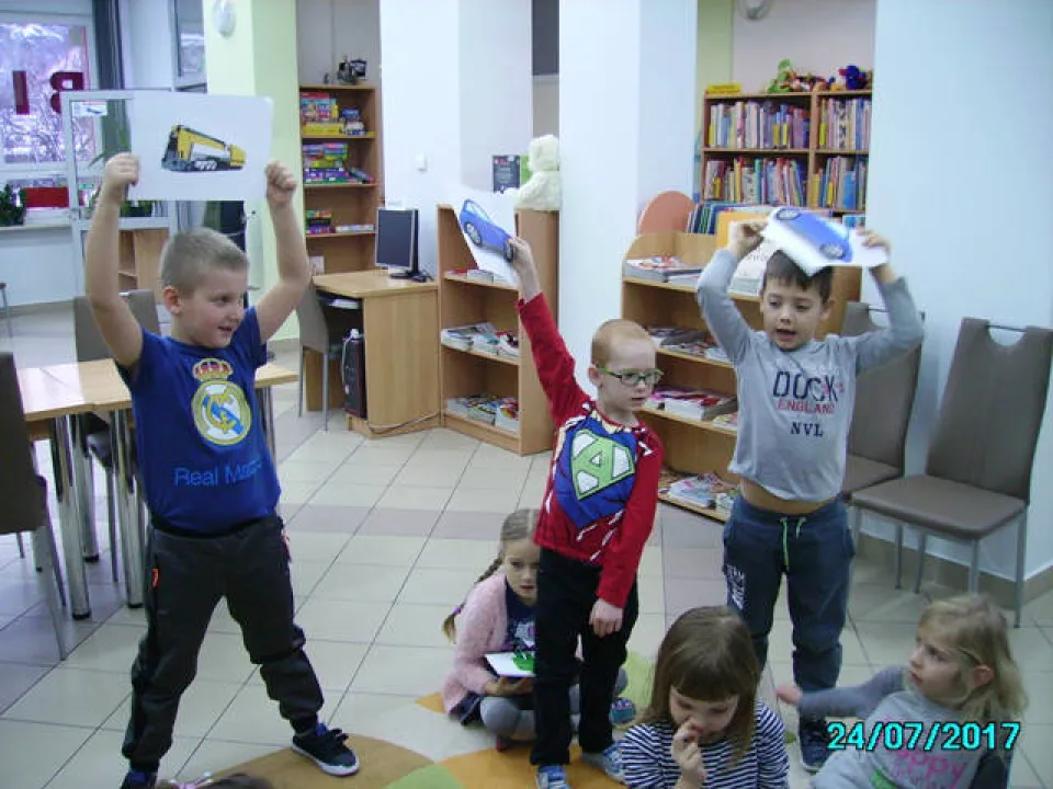 Biblioteka — zdjęcie 17