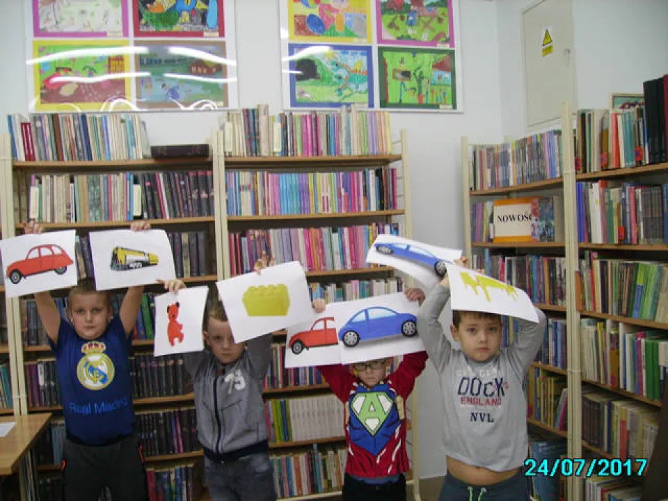 Biblioteka — zdjęcie 20