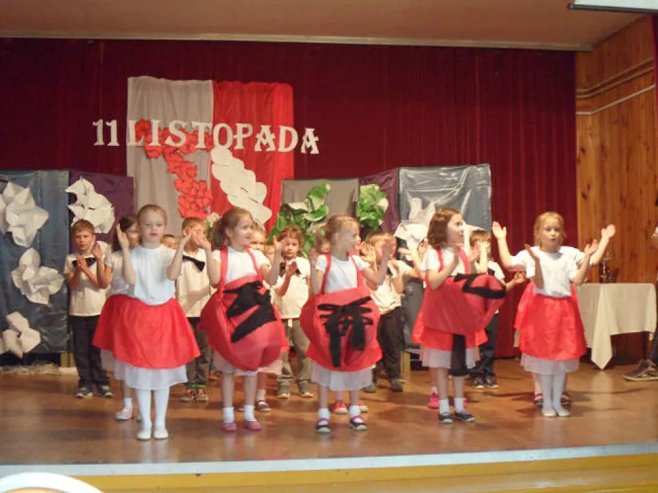 Taneczne obchody Dnia Niepodległości — zdjęcie 4
