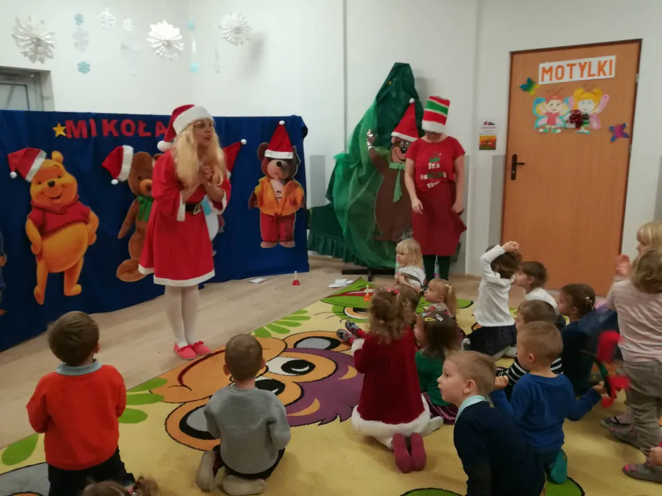 Zabawa mikołajkowa w naszym przedszkolu — zdjęcie 49
