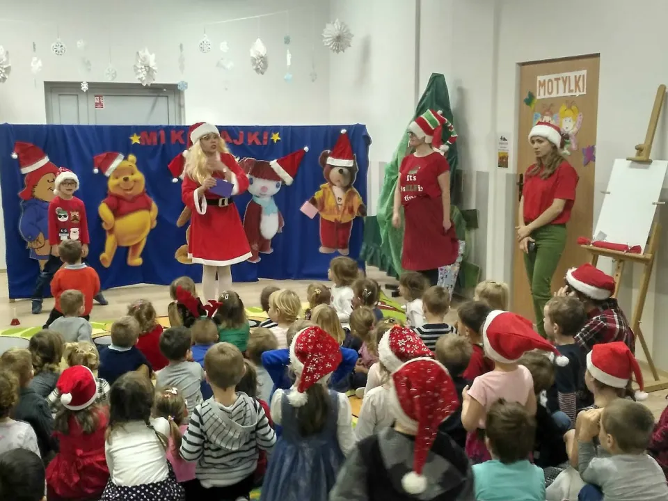 Zabawa mikołajkowa w naszym przedszkolu — zdjęcie 69