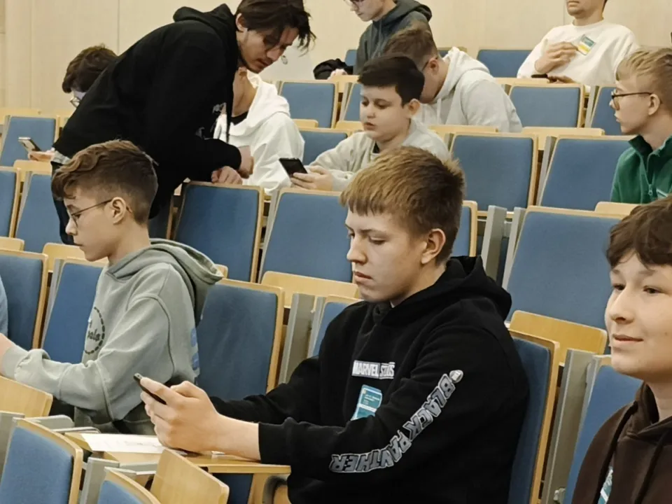 "AI i TY" Oskar Pajka zdobywcą III miejsca w Teście Informatycznym — zdjęcie 4
