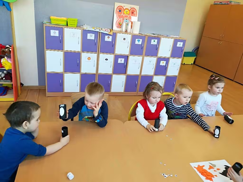 Robienie Pingwina w grupie Biedronek — zdjęcie 1