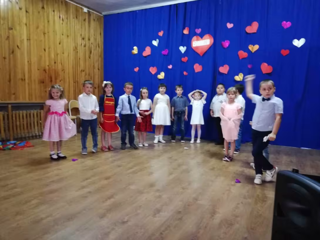 Uroczysty Dzień Rodziny w grupie Delfinów — zdjęcie 1