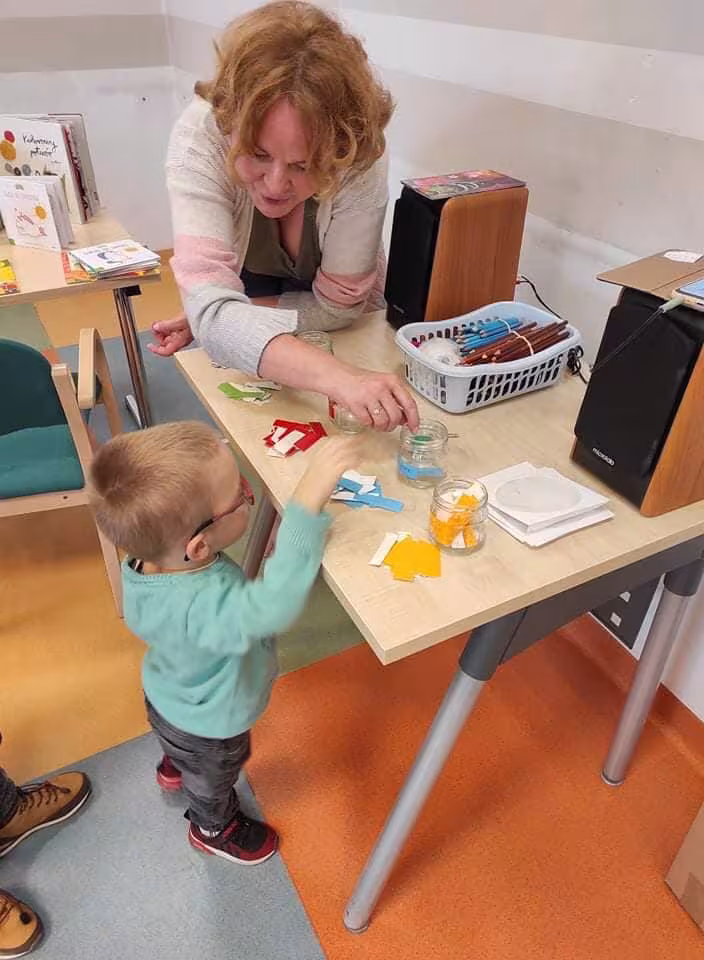 Wycieczka grupy Delfinów do Wojewódzkiej Biblioteki Publicznej — zdjęcie 1