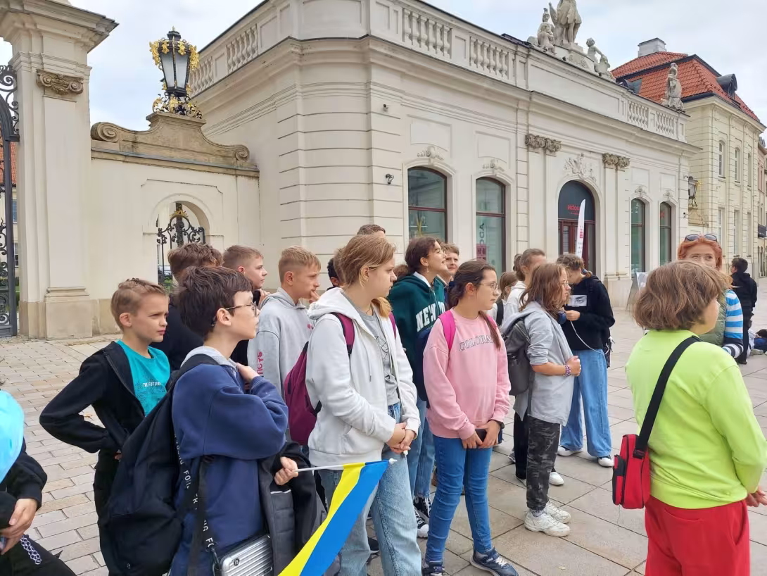6 b w Warszawie — zdjęcie 1