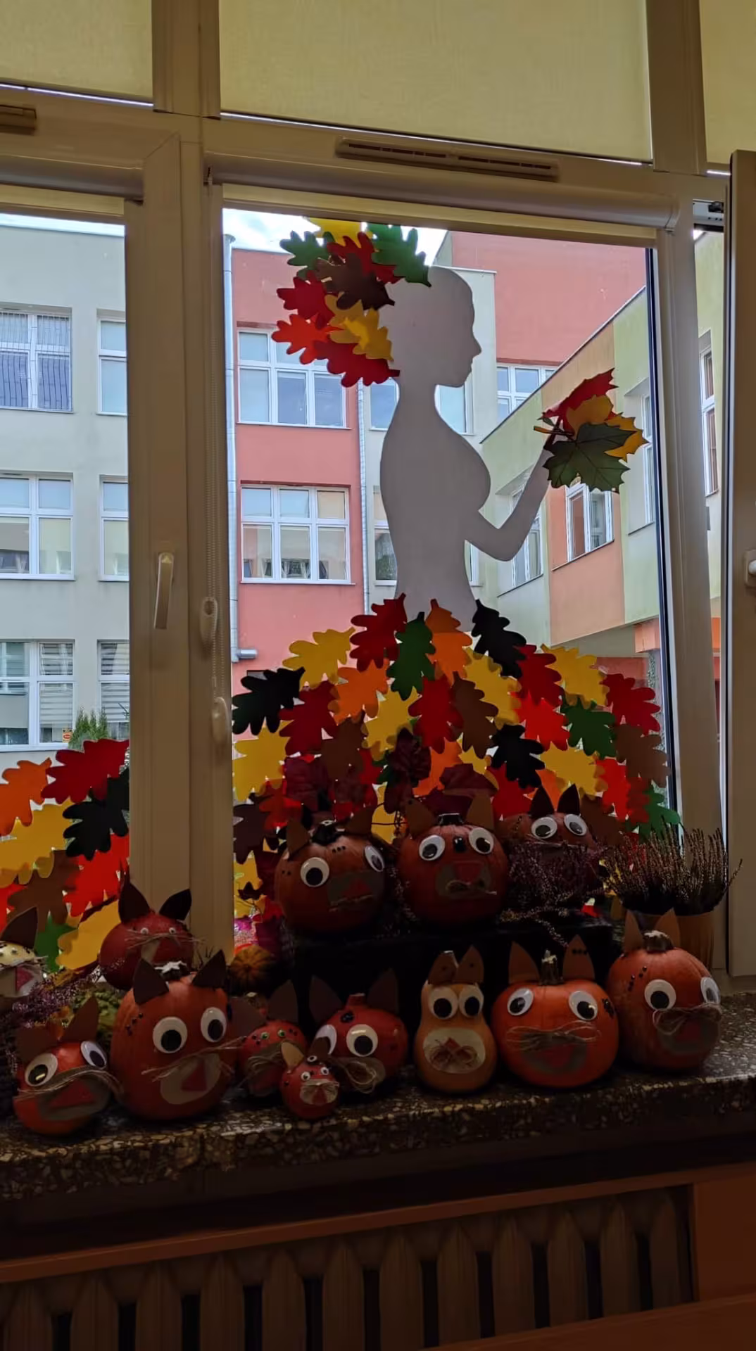 Jesienne warsztaty dyniowe w grupie Pszczółek — zdjęcie 1