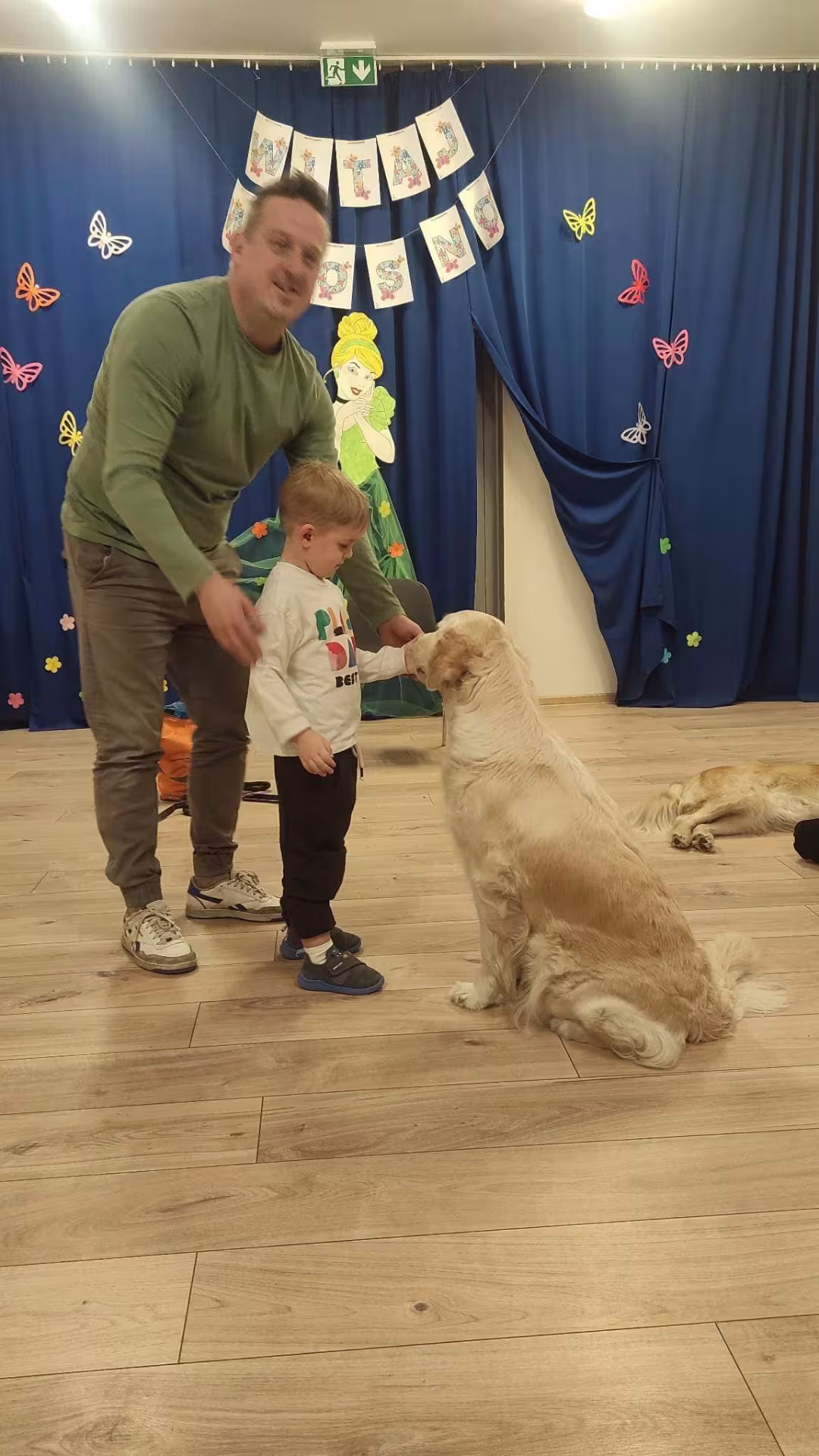 Dogoterapia w grupie biedronk — zdjęcie 1