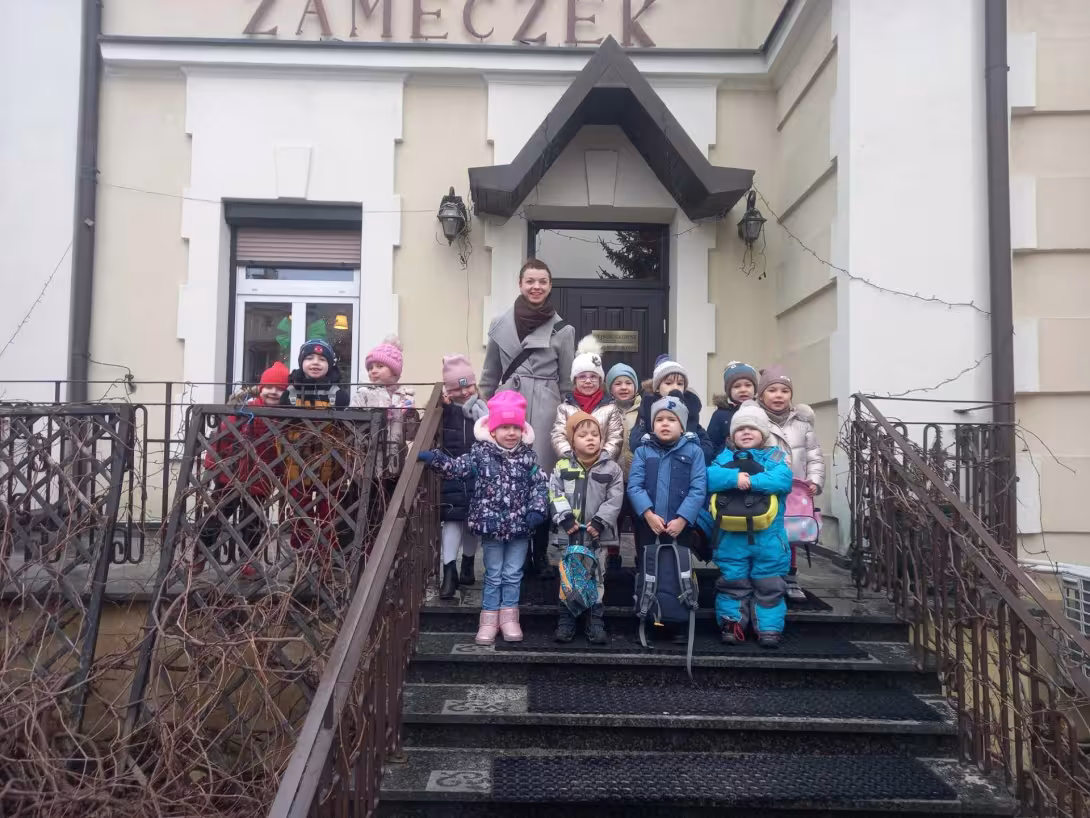 Warsztaty tworzenia bombek w Domu Kultury Zameczek — zdjęcie 1