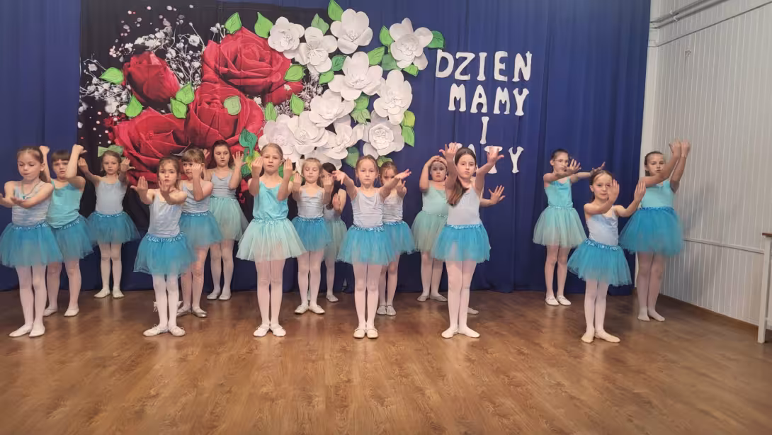 Dzień Mamy i Taty w świetlicy — zdjęcie 1